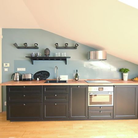 Amazing Angie'S Apartment Praga Esterno foto
