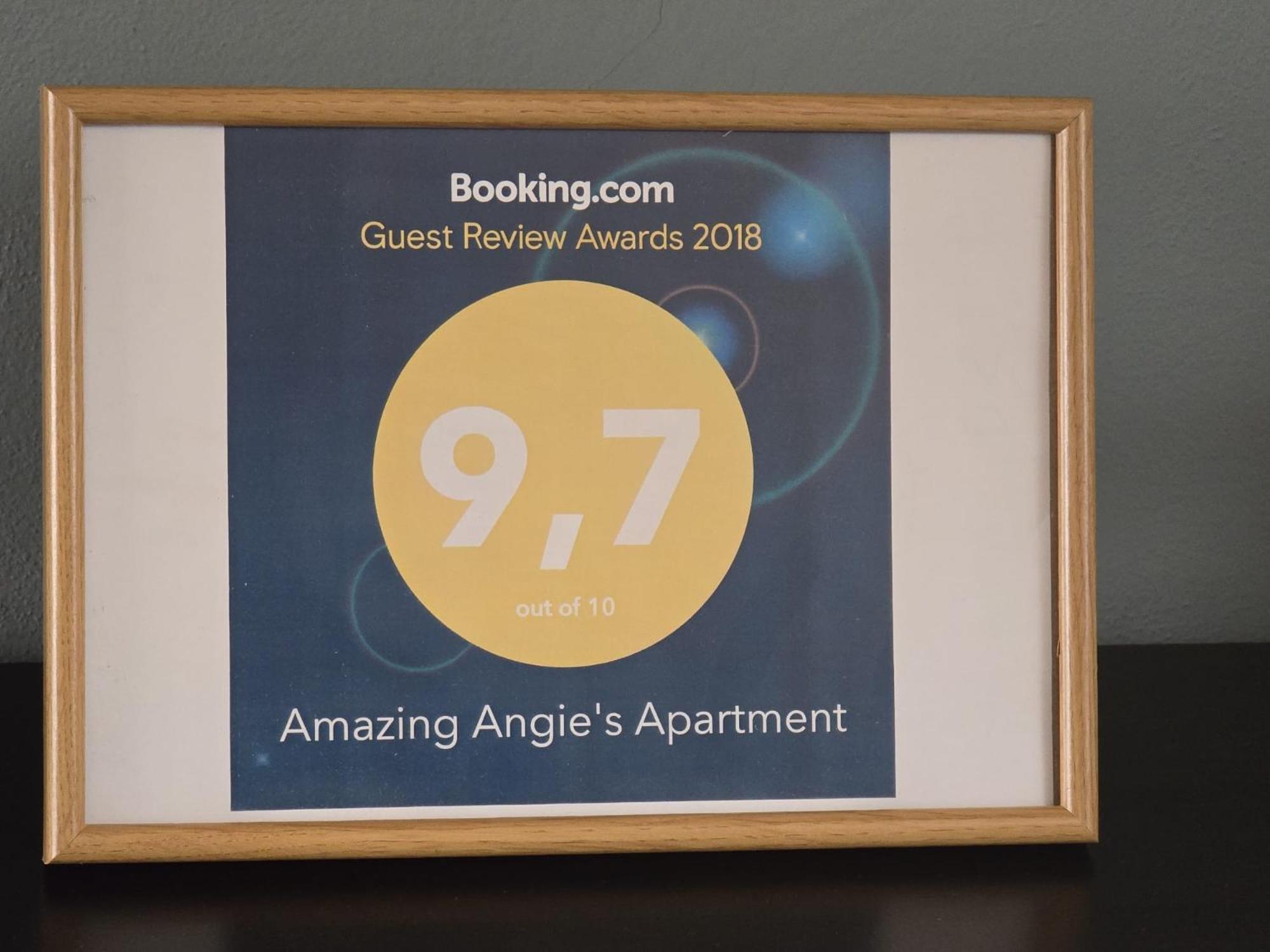 Amazing Angie'S Apartment Praga Esterno foto