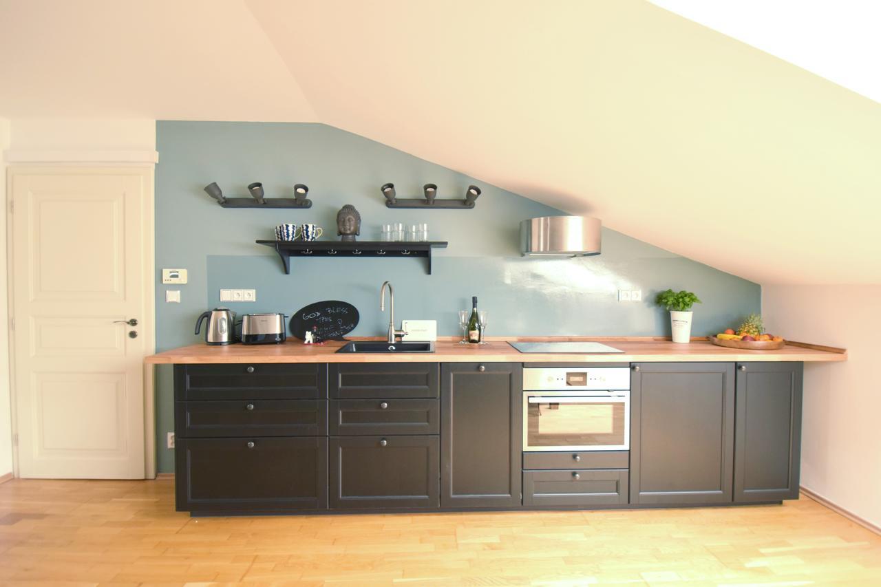 Amazing Angie'S Apartment Praga Esterno foto