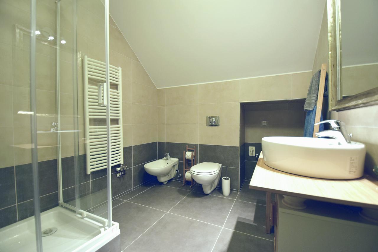 Amazing Angie'S Apartment Praga Esterno foto